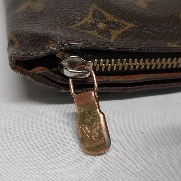 Louis Vuitton Brown Monogram Wallet - Picture 7 of 16